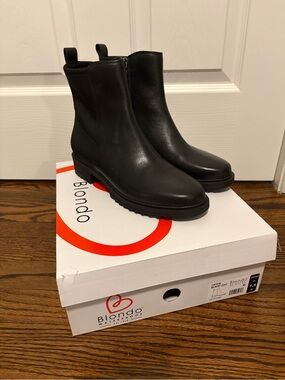 NWT Blondo Caycie Waterproof Black Leather Ankle Boots 7.5